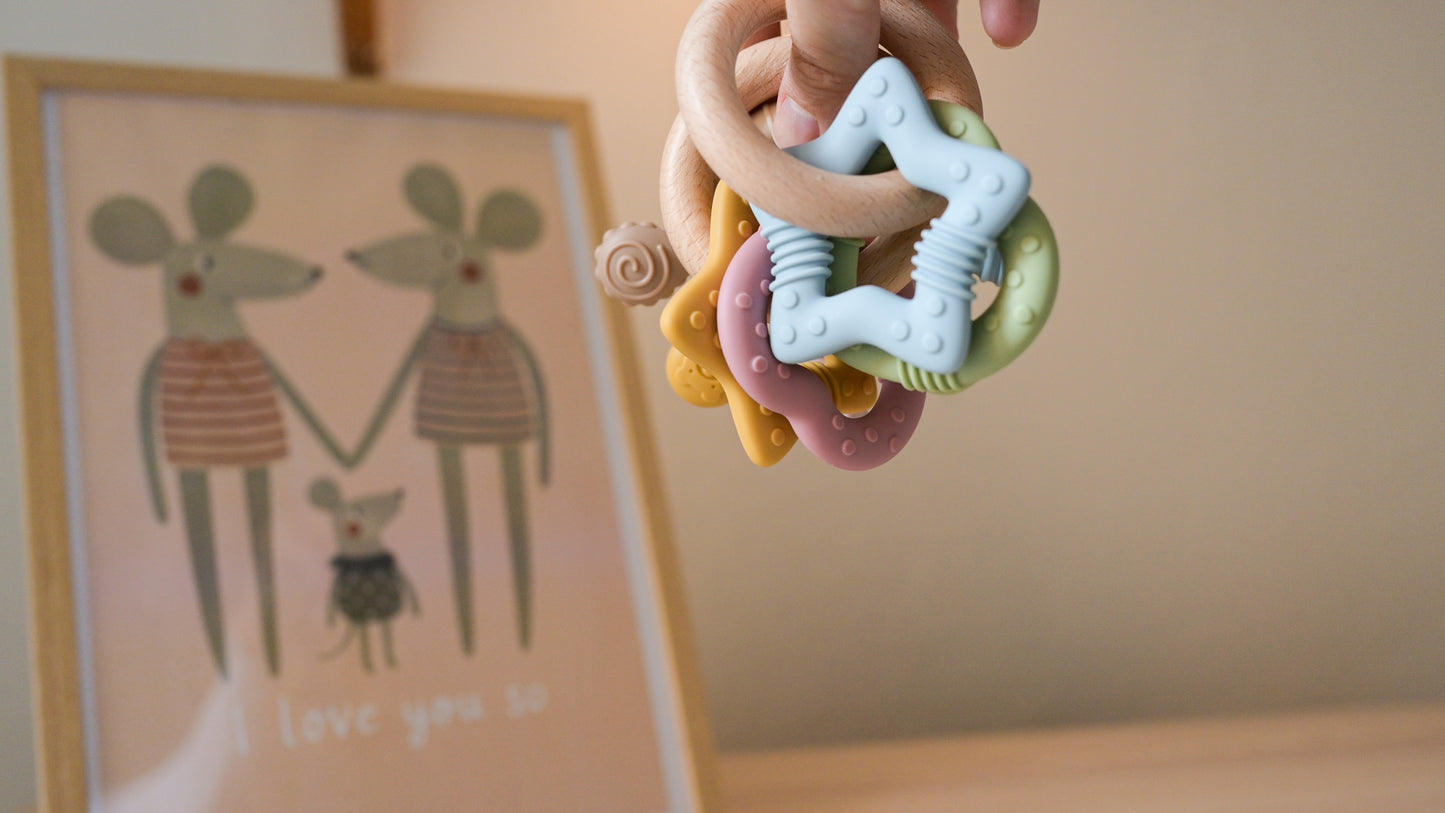 TenOne® Wooden & Silicone Star Teething Ring – BPA-Free, Safe Natural Baby Teether Toy (Pink/Blue)